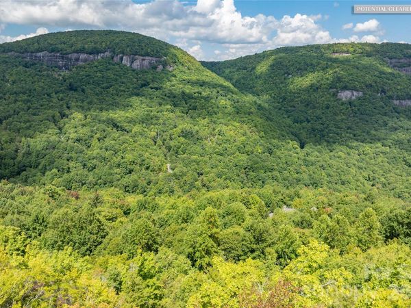 916 Meadow Ridge Drive , Lake Toxaway, NC 28747