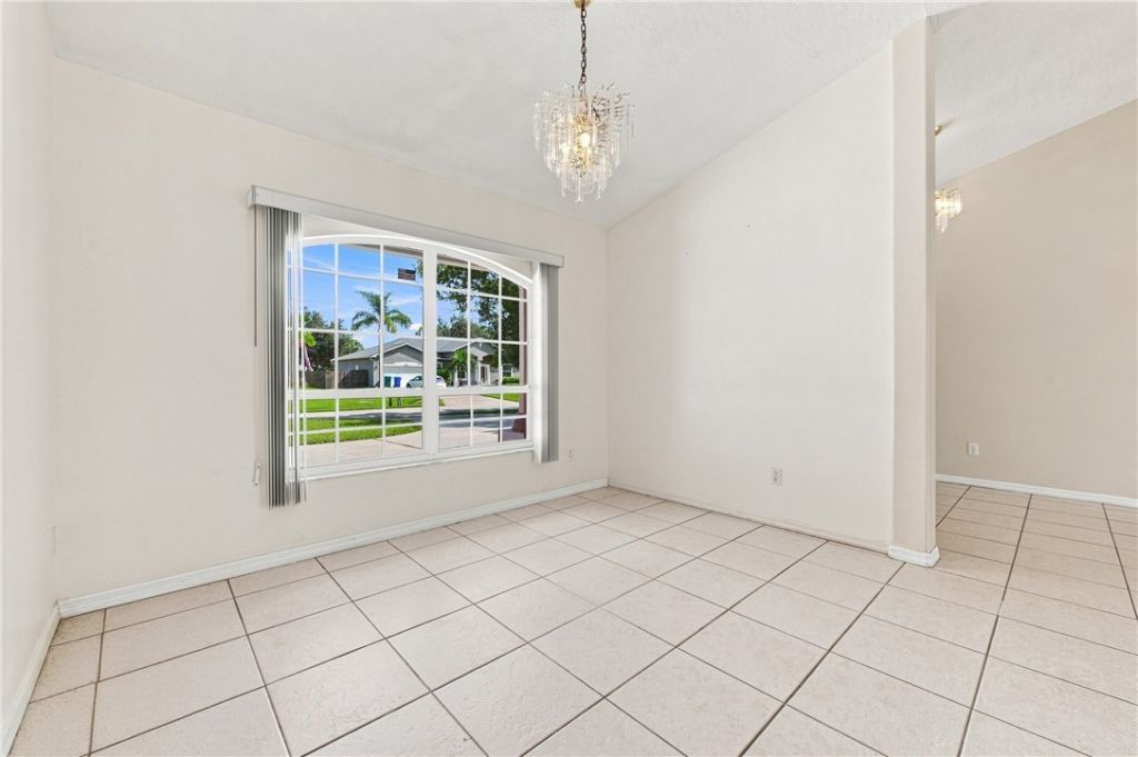 955 Riviera Avenue, Sebastian, FL 32958 Photo