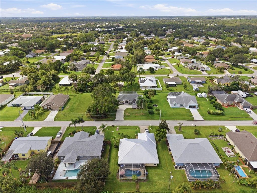955 Riviera Avenue, Sebastian, FL 32958 Photo