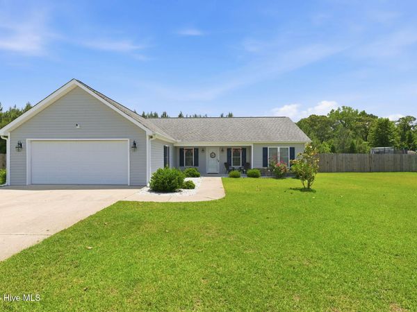 85 Plantation Oaks Drive , New Bern, NC 28560
