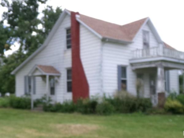 381 S Middle Street , Addieville, IL 62214
