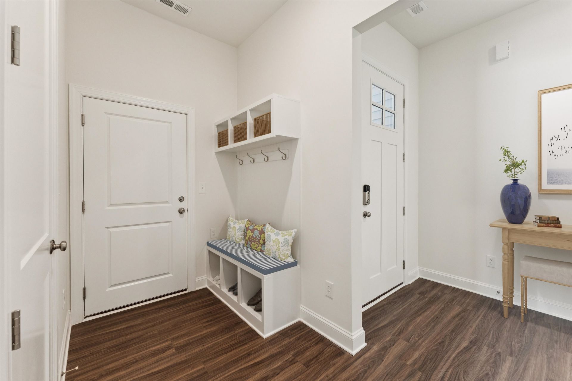 1105 Bay Creek Dr. Photo 5