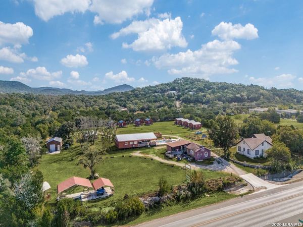 8161 State Highway 16, Pipe Creek, TX 78063