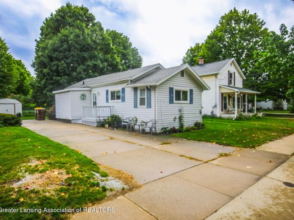 120 E Shepherd Street, Charlotte, MI 48813