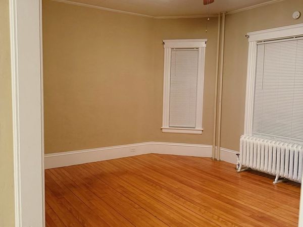 39 Tower St, Unit 1, Worcester, MA 01606