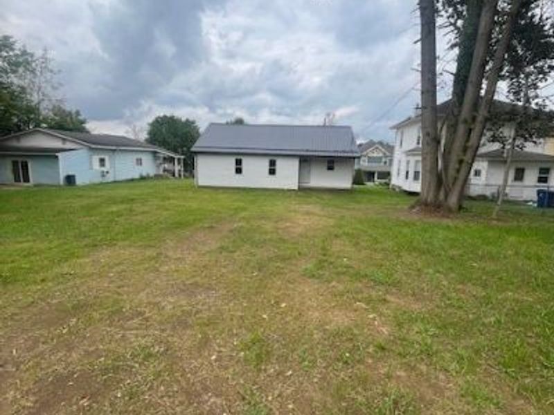 1306 Beatty Avenue, Cambridge, OH 43725 Photo 12