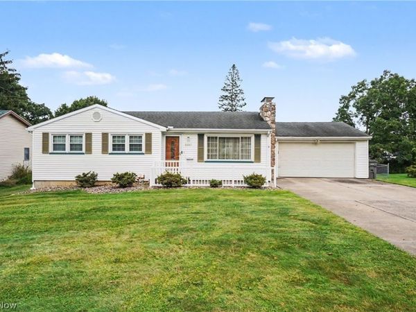 1997 Heather Lane , Youngstown, OH 44511