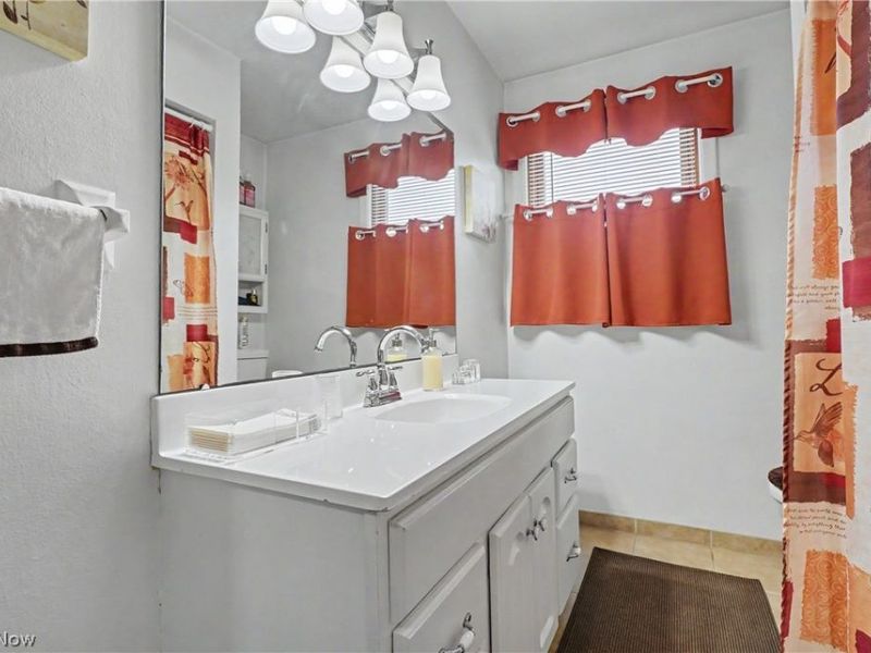 1997 Heather Lane, Youngstown, OH 44511 Photo 17