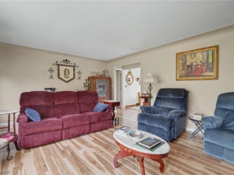 1997 Heather Lane, Youngstown, OH 44511 Photo 4