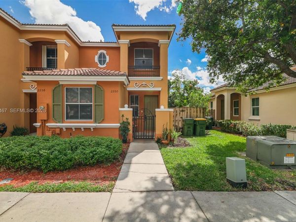 2260 NE 42nd Cir, Homestead, FL 33033