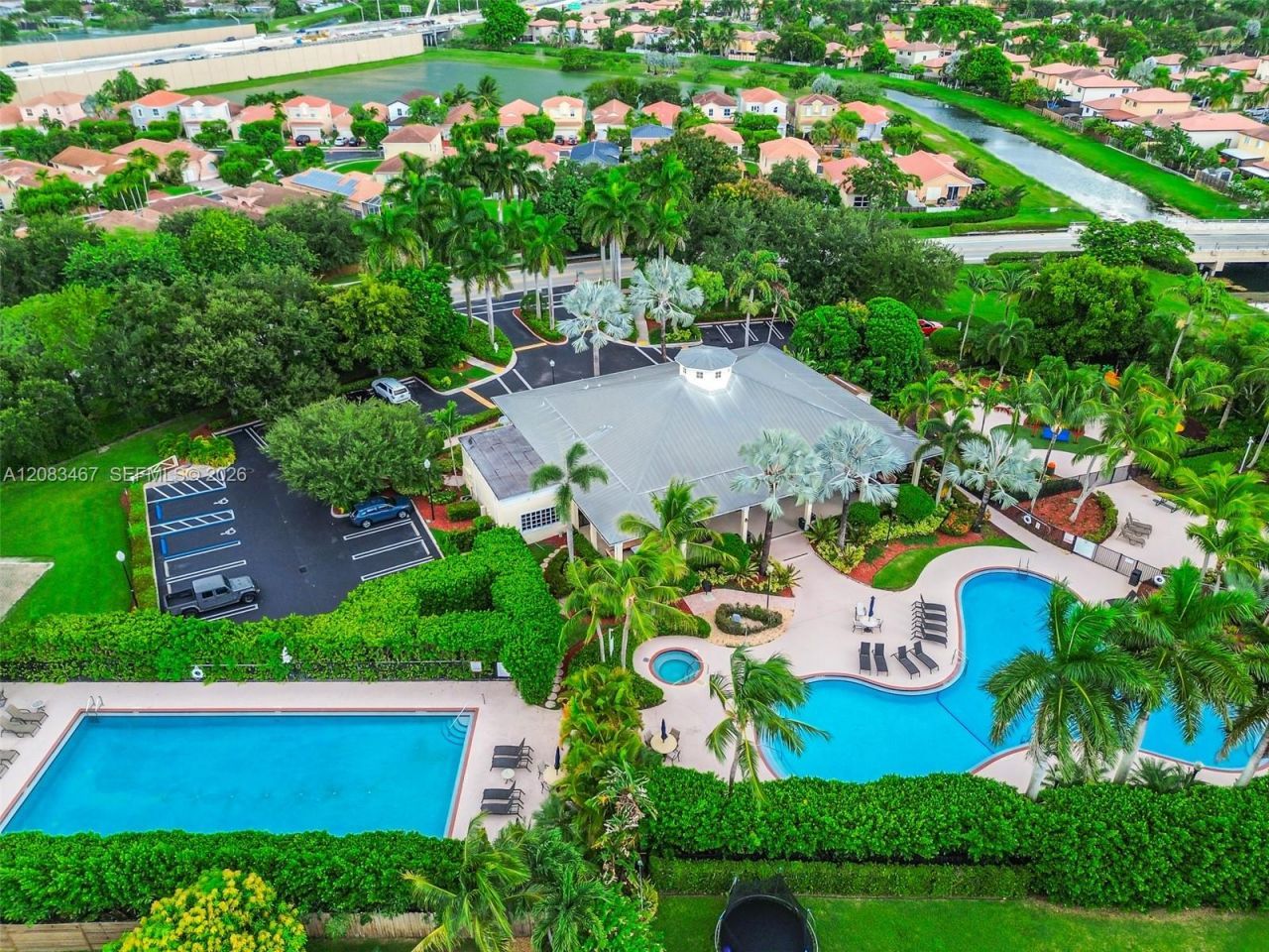 2260 NE 42nd Cir, Homestead, FL 33033 Photo