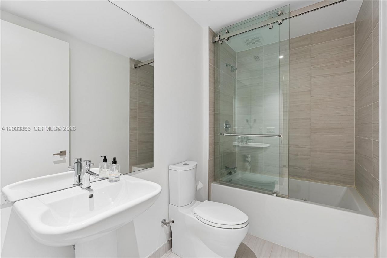 5000 Island Estates Dr , Unit 607, Aventura, FL 33160 Photo
