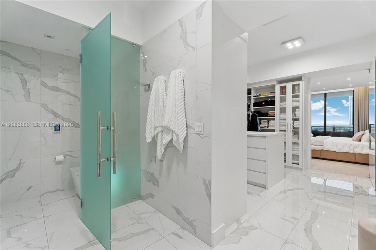 5000 Island Estates Dr , Unit 607, Aventura, FL 33160 Photo