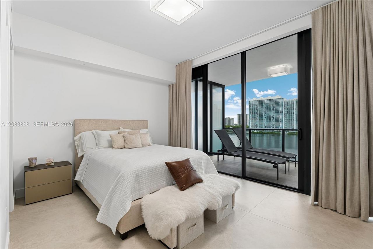 5000 Island Estates Dr , Unit 607, Aventura, FL 33160 Photo