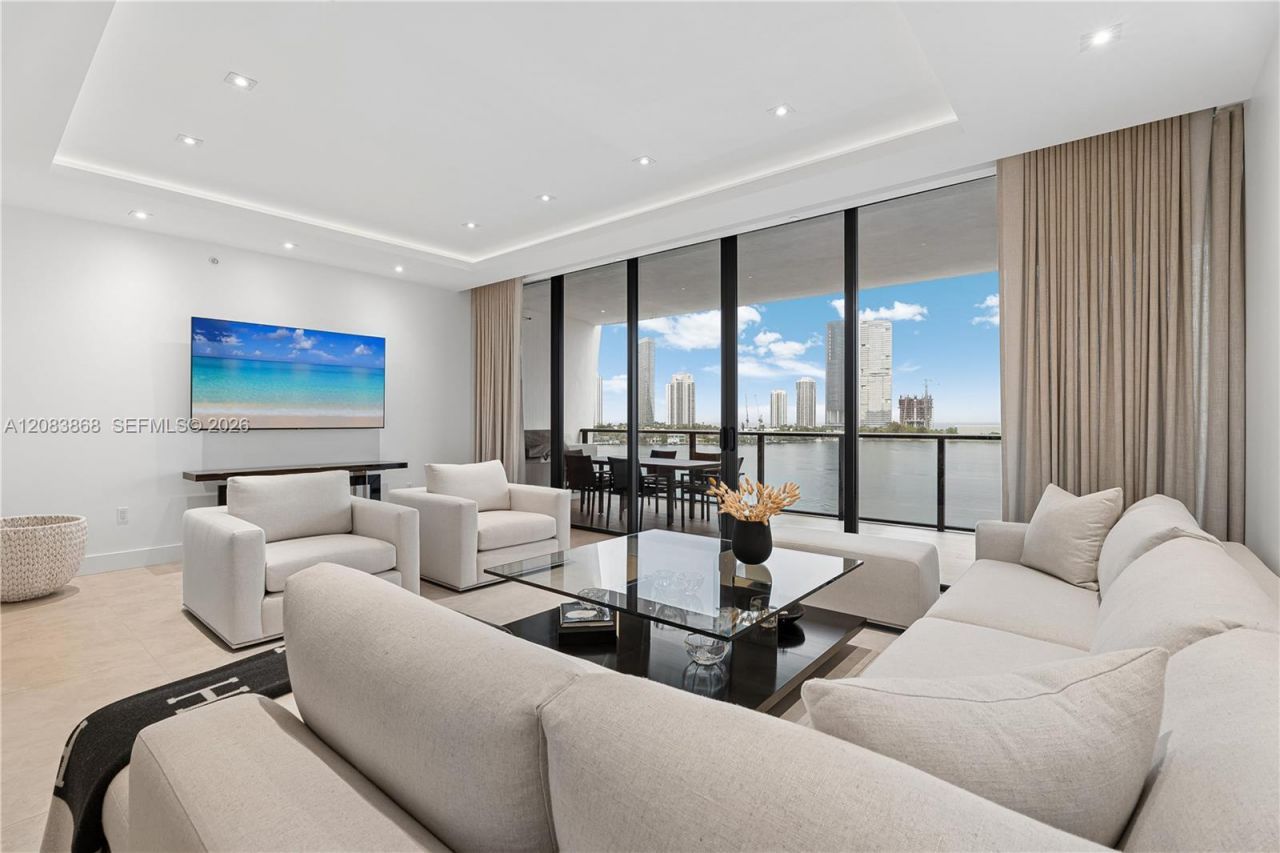 5000 Island Estates Dr , Unit 607, Aventura, FL 33160 Photo