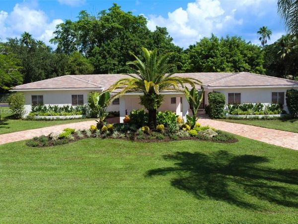 7895 SW 76th Ter , Miami, FL 33143