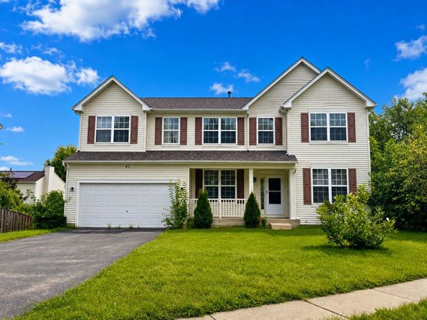 41 Brentwood Drive , Gilberts, IL 60136