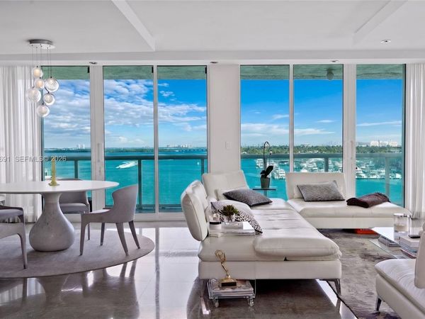 10 Venetian Way , Unit 804, Miami Beach, FL 33139