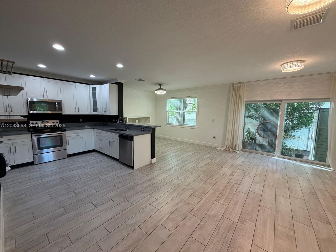 2370 SW 18th Ave , Fort Lauderdale, FL 33315 Photo