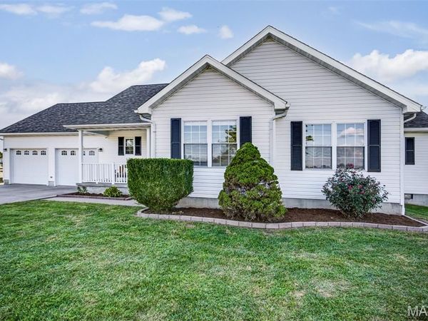 1412 Sumner Street , Jerseyville, IL 62052