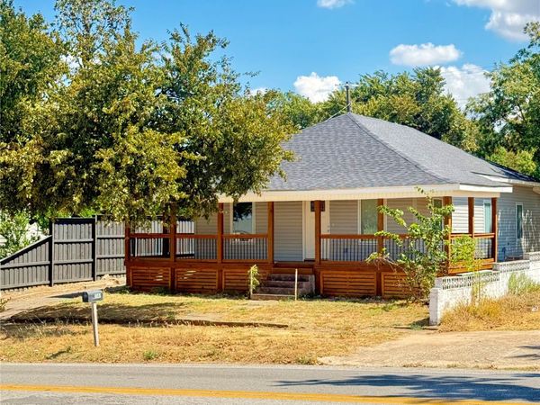 1411 W 1st Street , Sulphur, OK 73086
