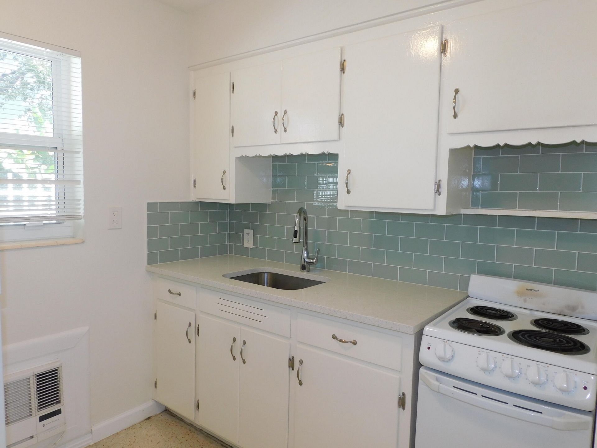 15 S Palmway, Lake Worth Beach, FL 33460 Photo