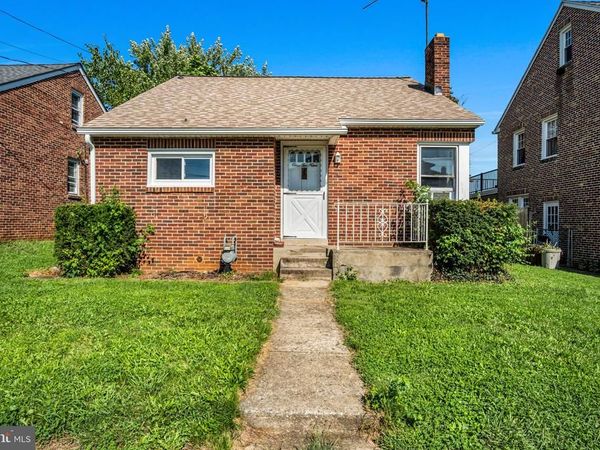 129 N DIAMOND STREET , YORK, PA 17404