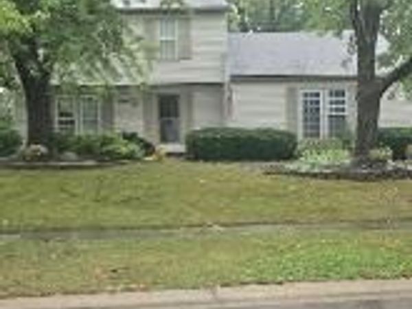 24528 Christina Lane , Novi, Mi 48375
