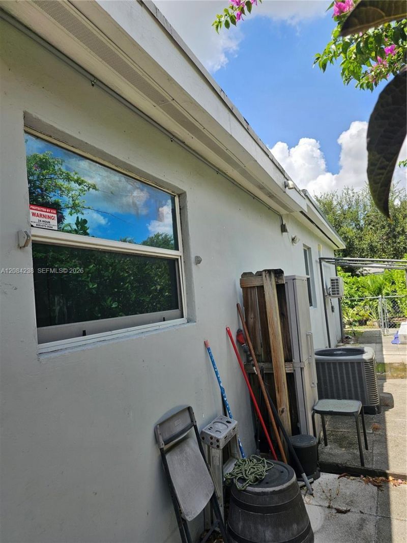 12145 NE 11th Ct, North Miami, FL 33161 Photo