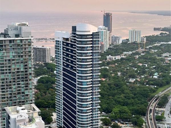 60 SW 13th St , Unit 3222, Miami, FL 33130
