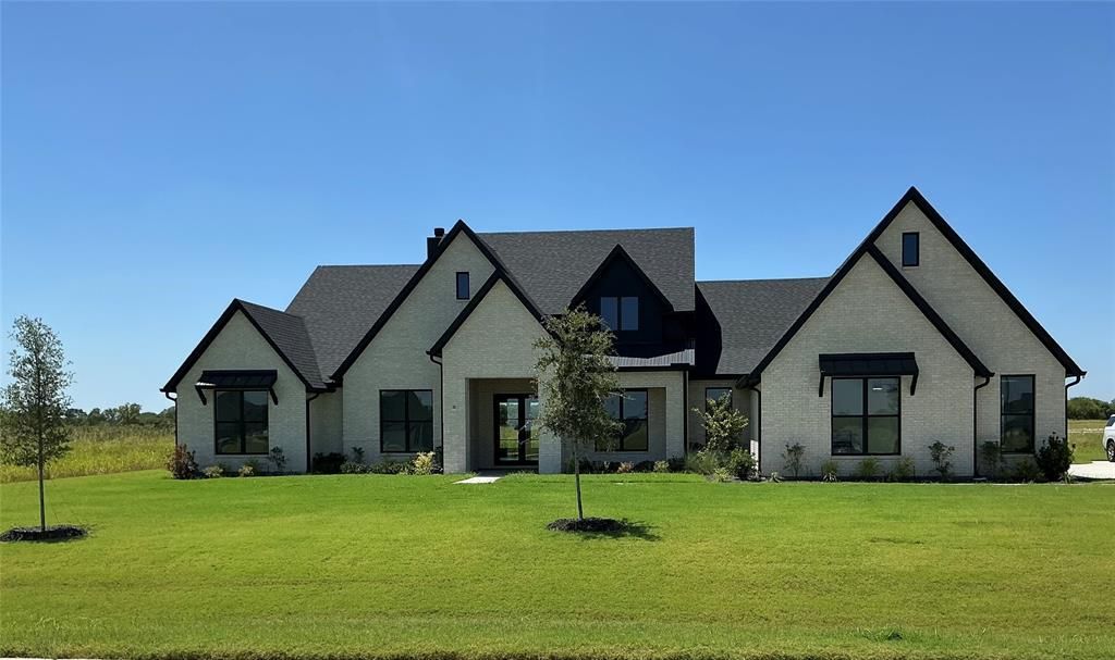 132 Devi Drive , Waxahachie, TX 75165 Main Photo