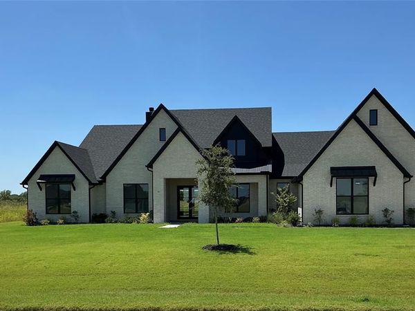 132 Devi Drive , Waxahachie, TX 75165