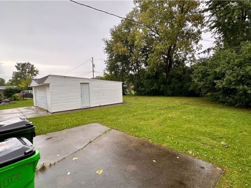 233 John Street, Bedford, OH 44146 Photo 4