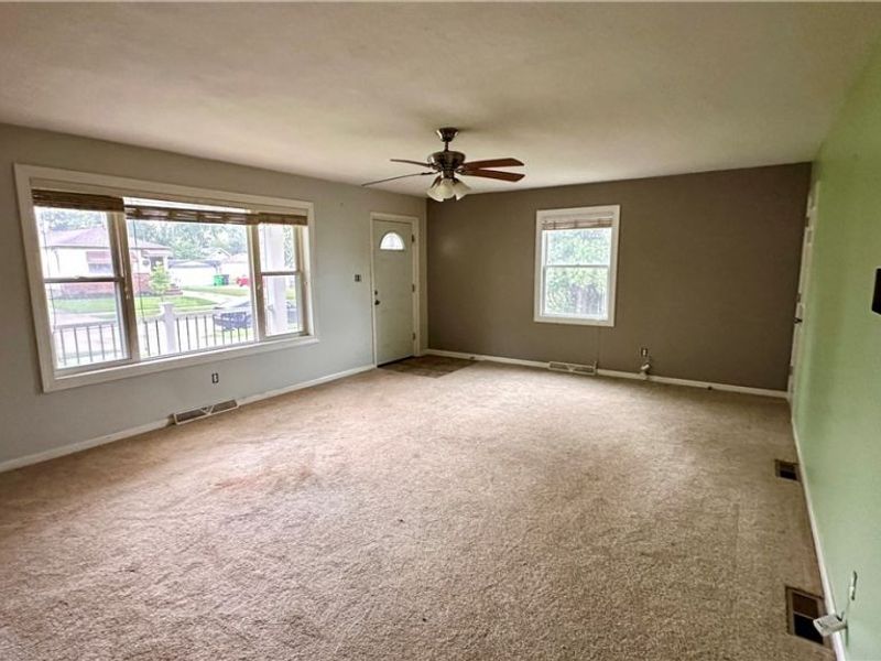 233 John Street, Bedford, OH 44146 Photo 8