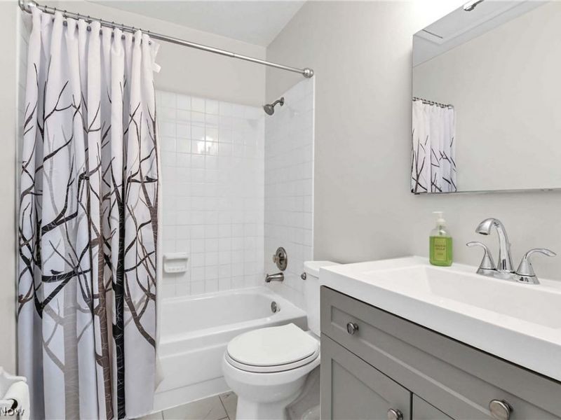 3807 Circlewood Court, Unit C-109, Fairview Park, OH 44126 Photo 33