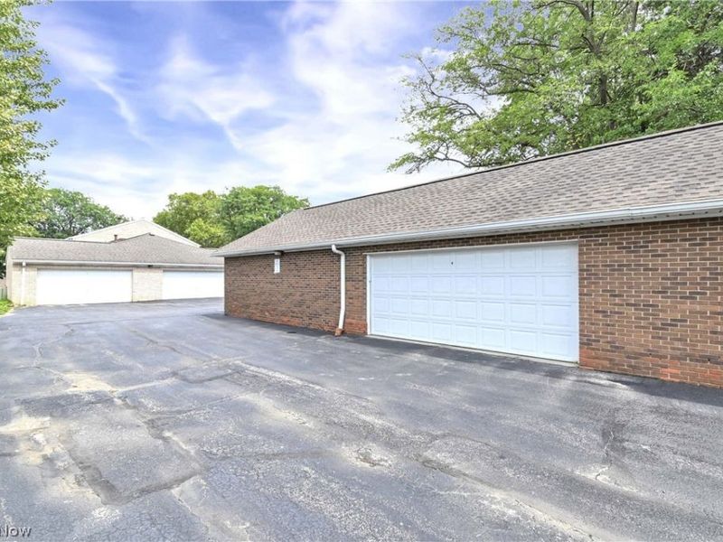 3807 Circlewood Court, Unit C-109, Fairview Park, OH 44126 Photo 45