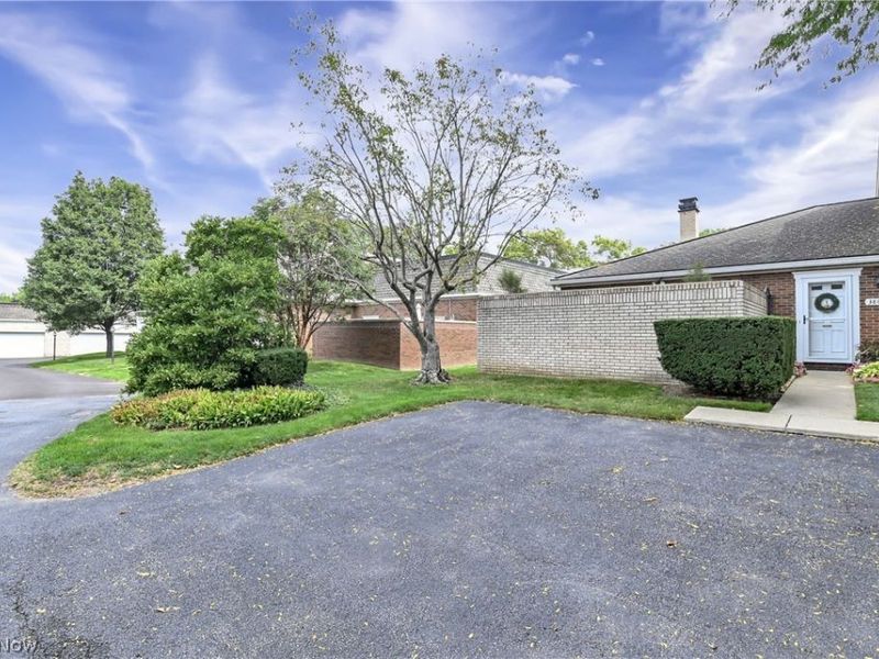 3807 Circlewood Court, Unit C-109, Fairview Park, OH 44126 Photo 47