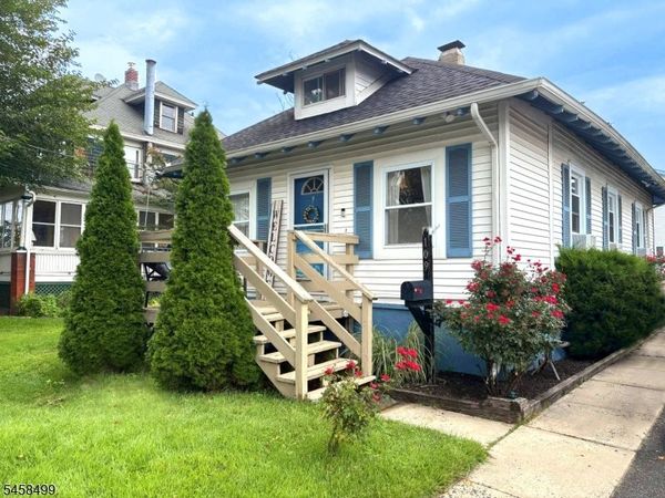 109 Osborn St, Keyport, NJ 07735