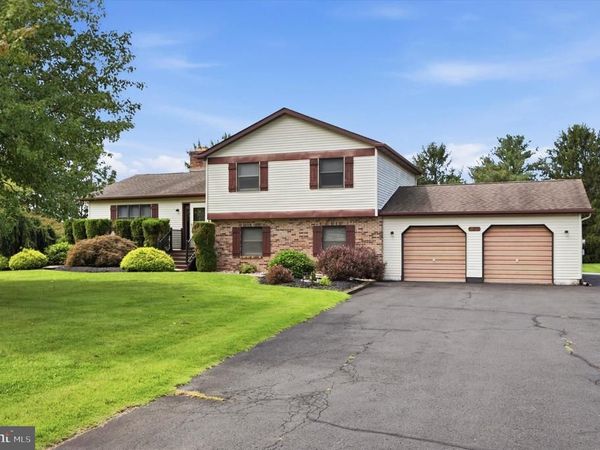 220 CALIFORNIA ROAD , QUAKERTOWN, PA 18951