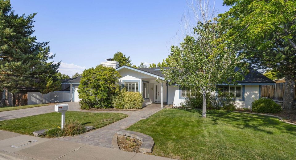 1470 Joshua Drive, Reno, NV 89509 Photo