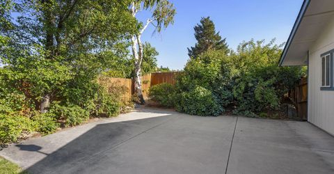 1470 Joshua Drive, Reno, NV 89509 Photo