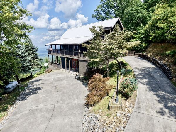 2909 Overholt Trail, Sevierville, TN 37862