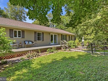 2891 SAUMSVILLE ROAD, MAURERTOWN, VA 22644