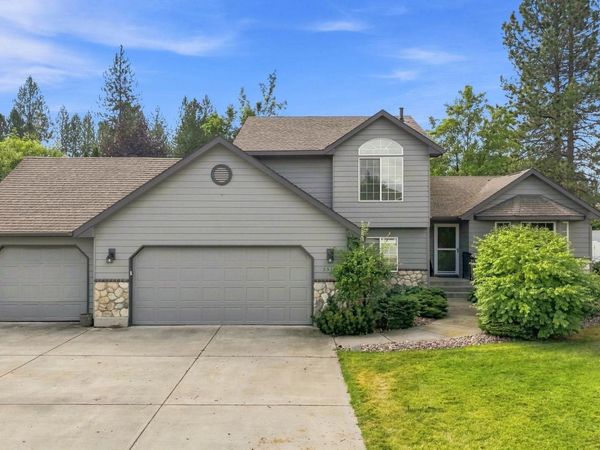 5516 E Birkenhead Ln, Colbert, WA 99005
