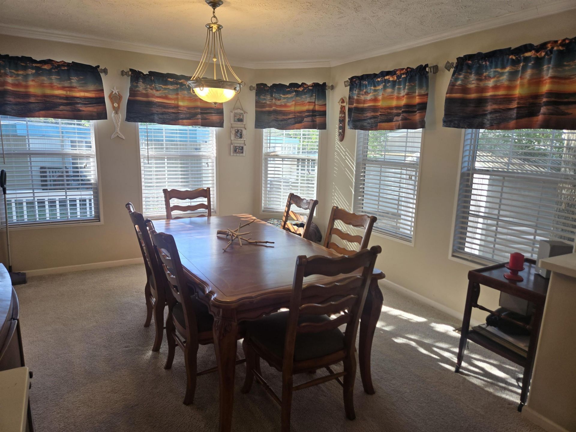 404 Delton Dr. Photo 15