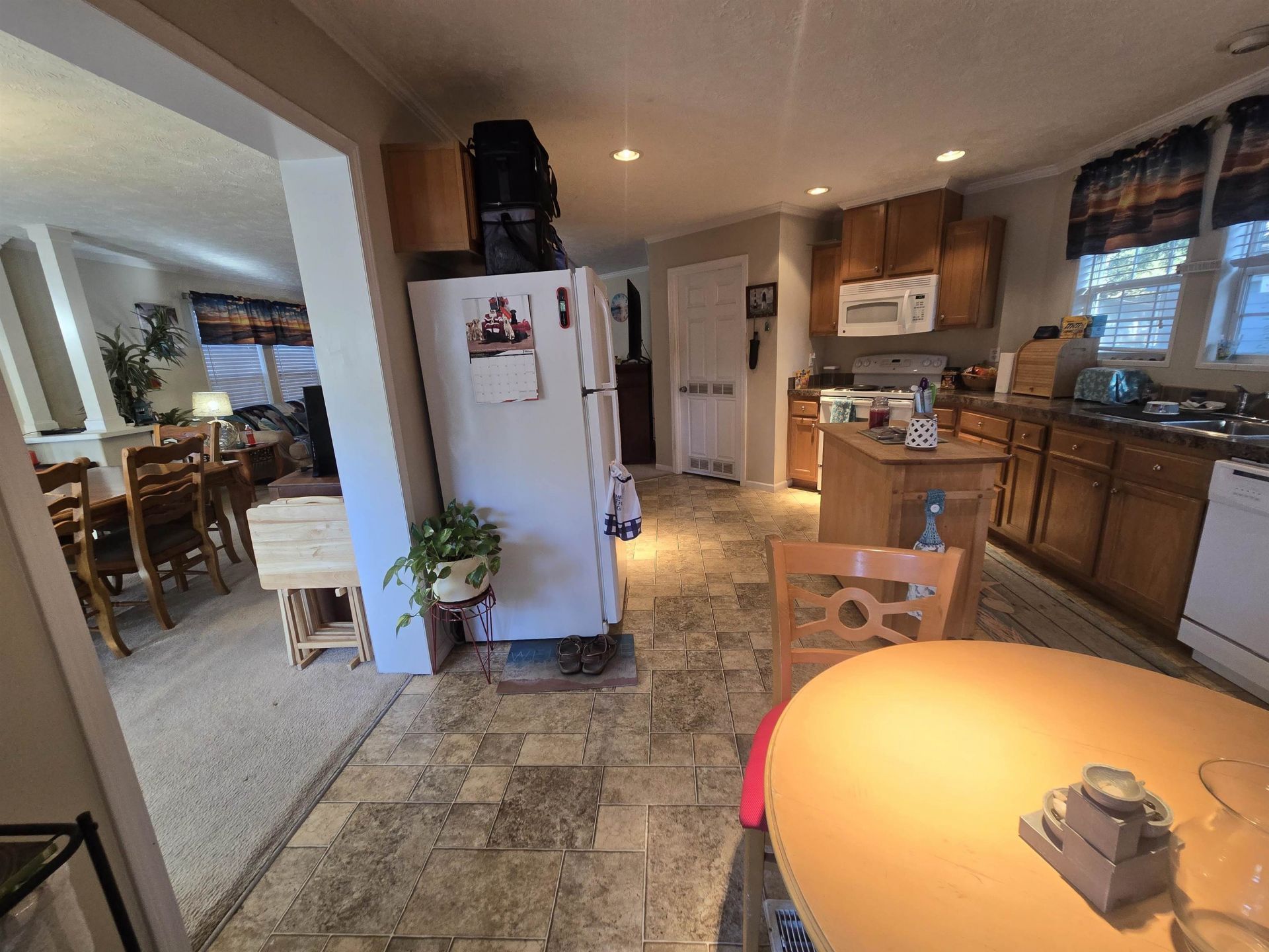 404 Delton Dr. Photo 22