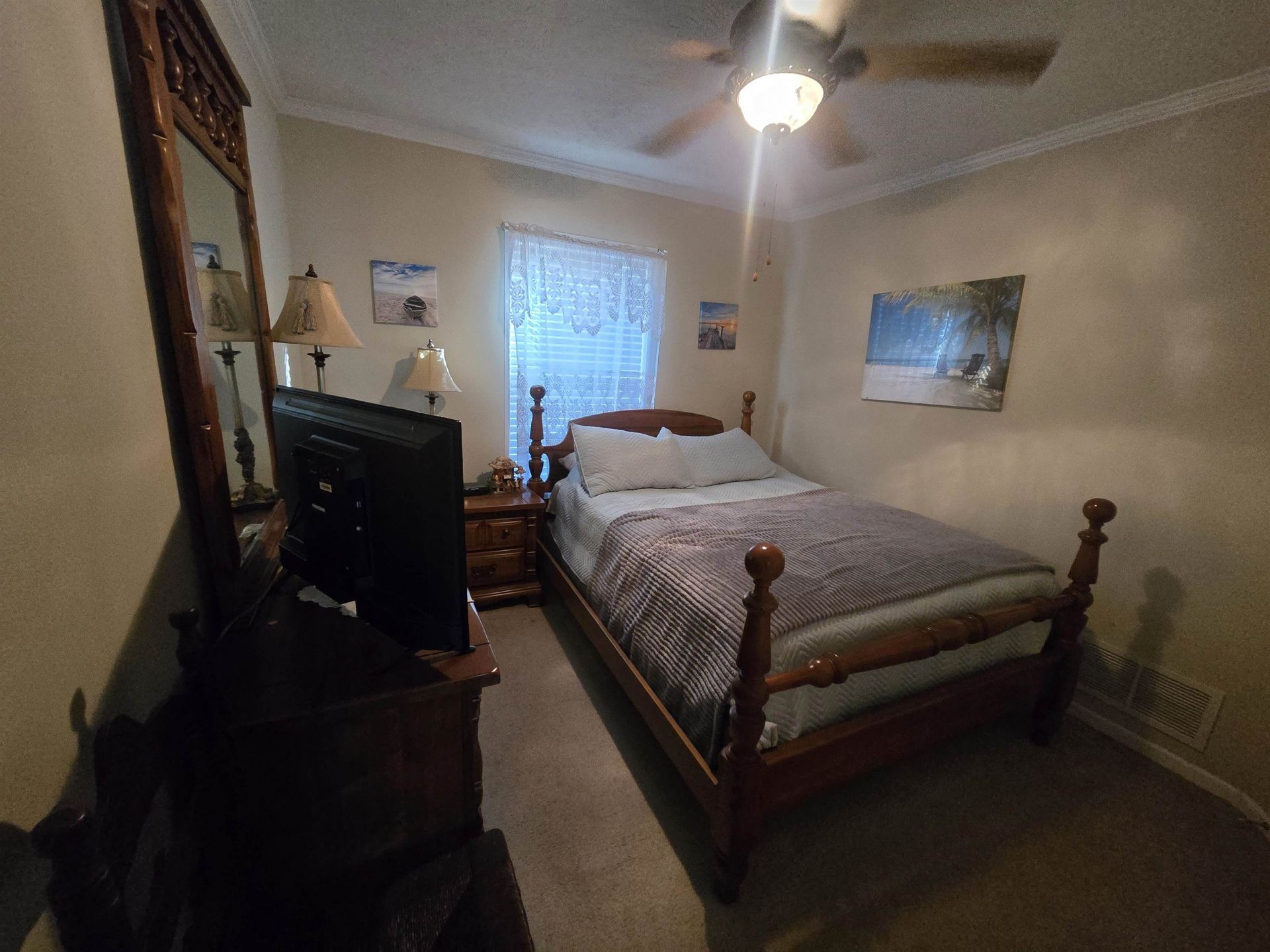 404 Delton Dr. Photo 24