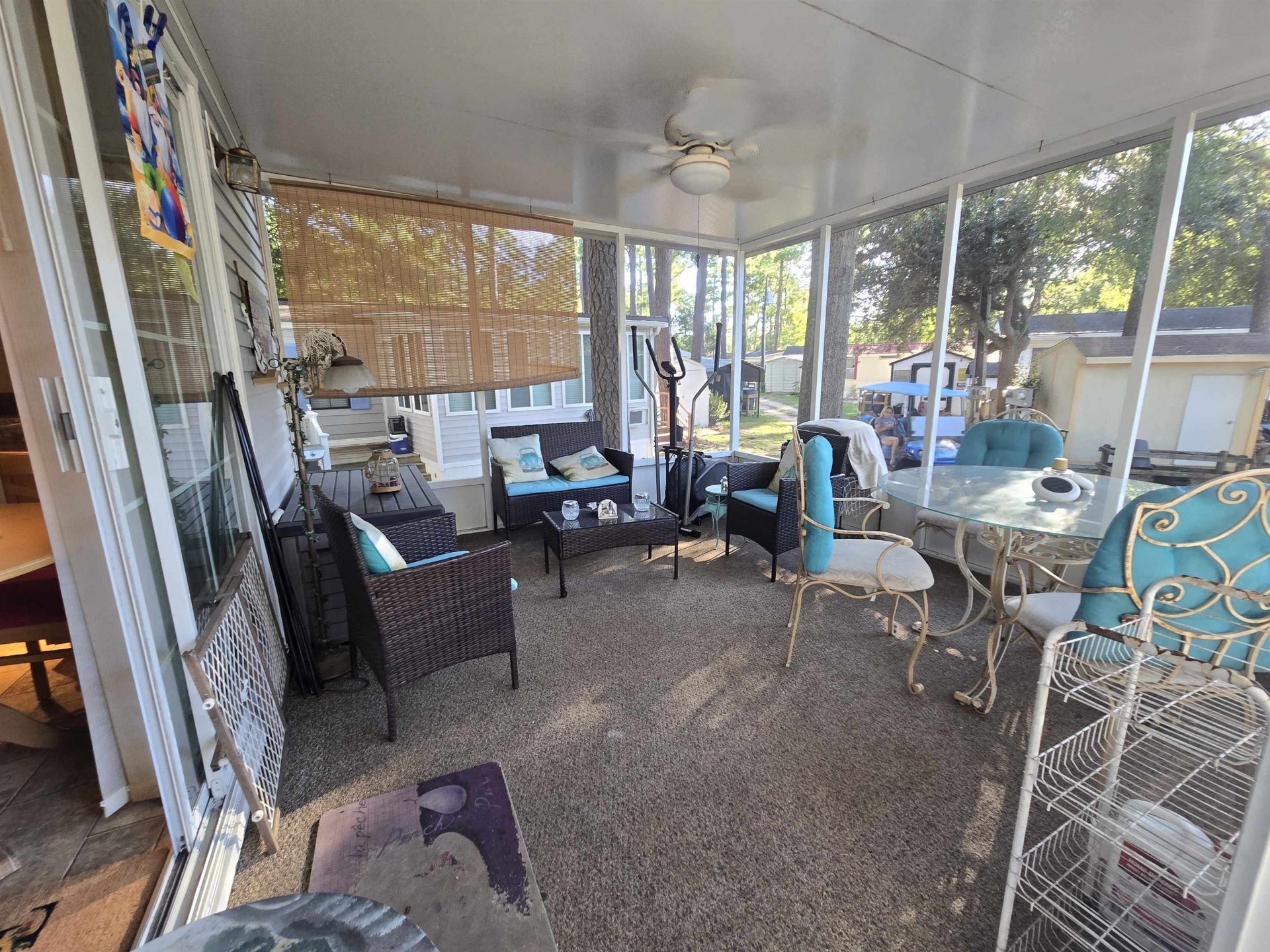 404 Delton Dr. Photo 9