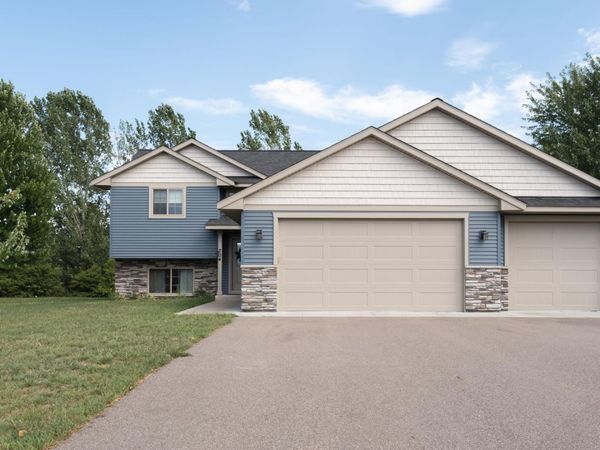 704 11th Avenue SW, Rice, MN 56367