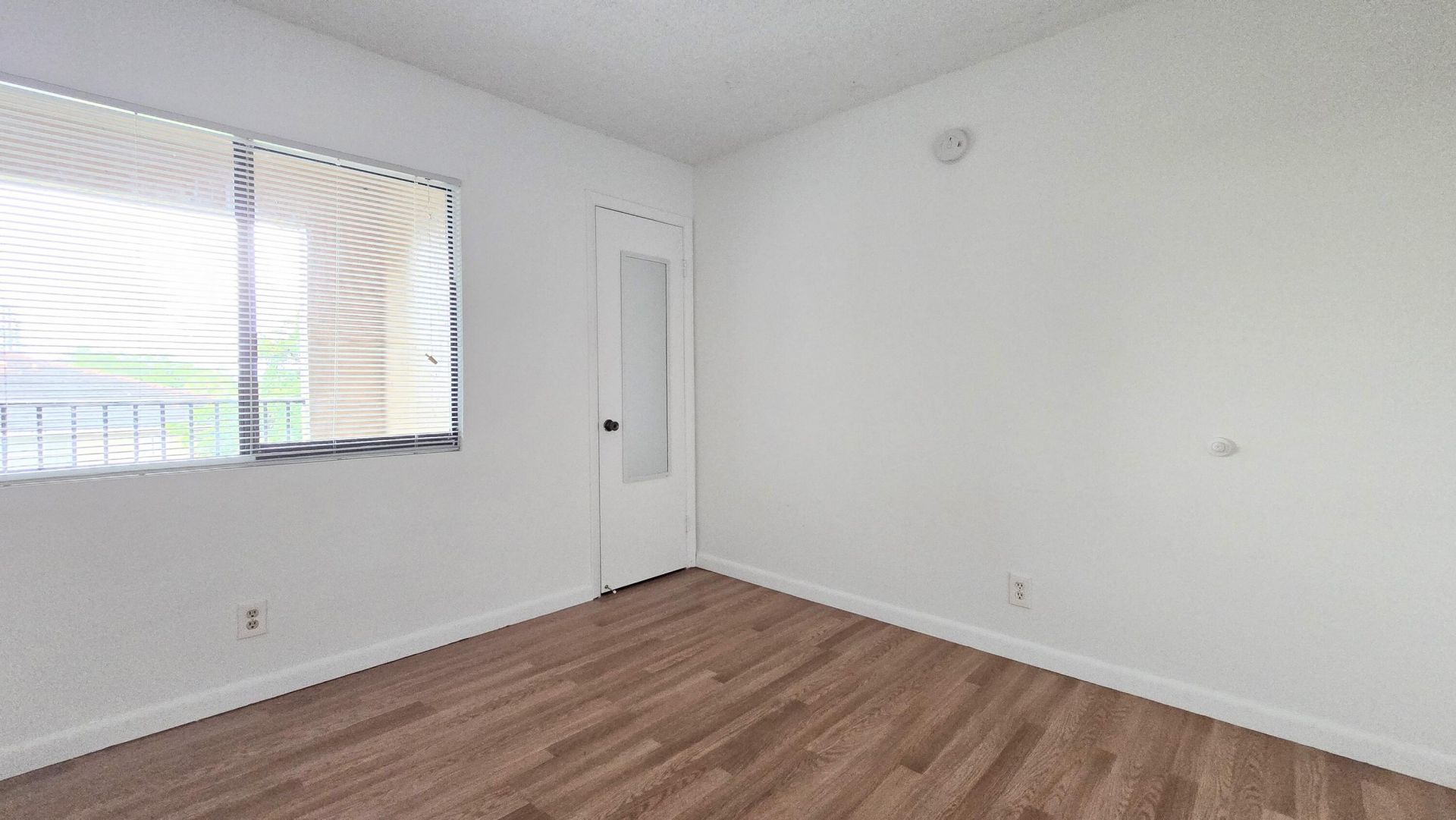 10001 W Atlantic Boulevard, Unit 327, Coral Springs, FL 33071 Photo